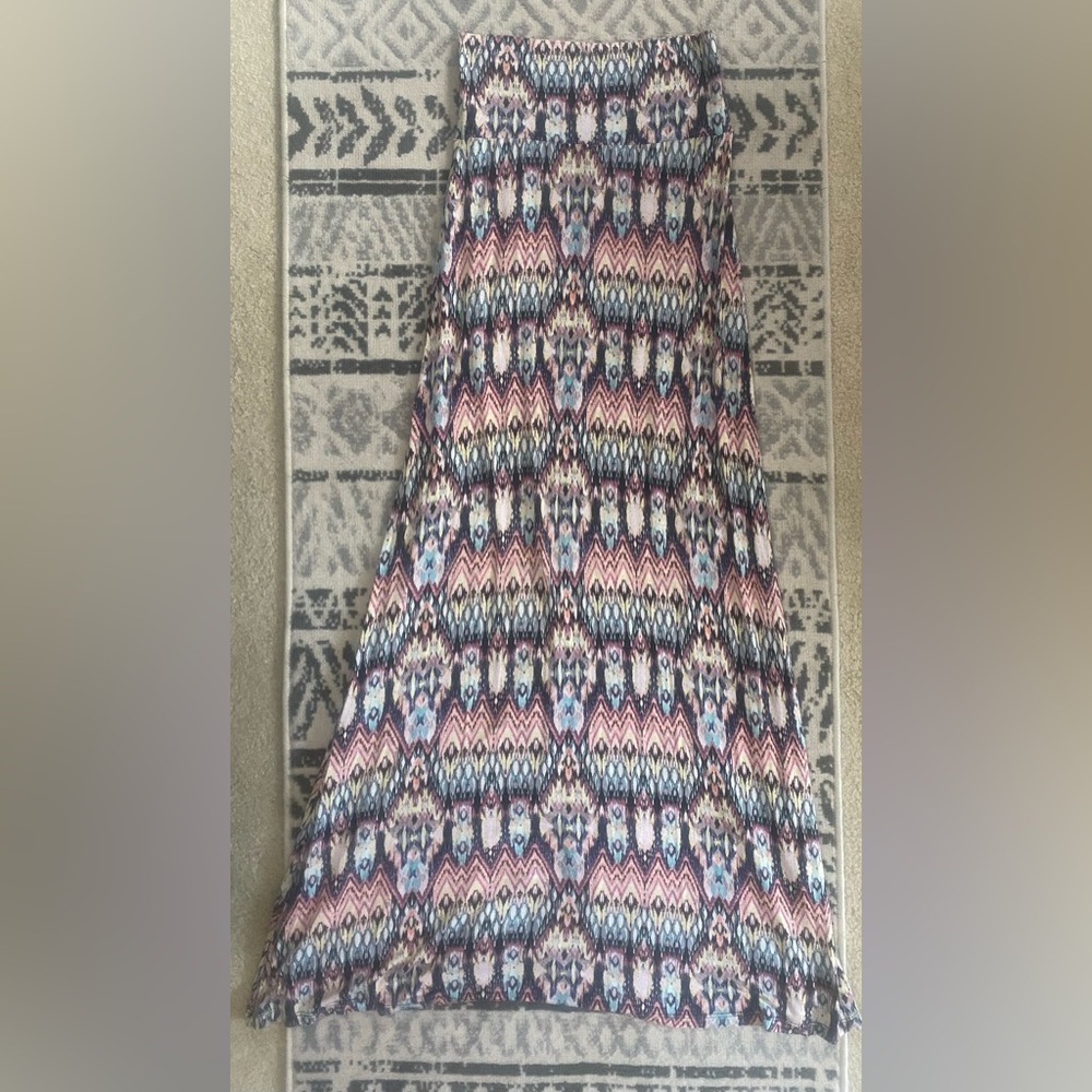 Patterned Maxi Skirt